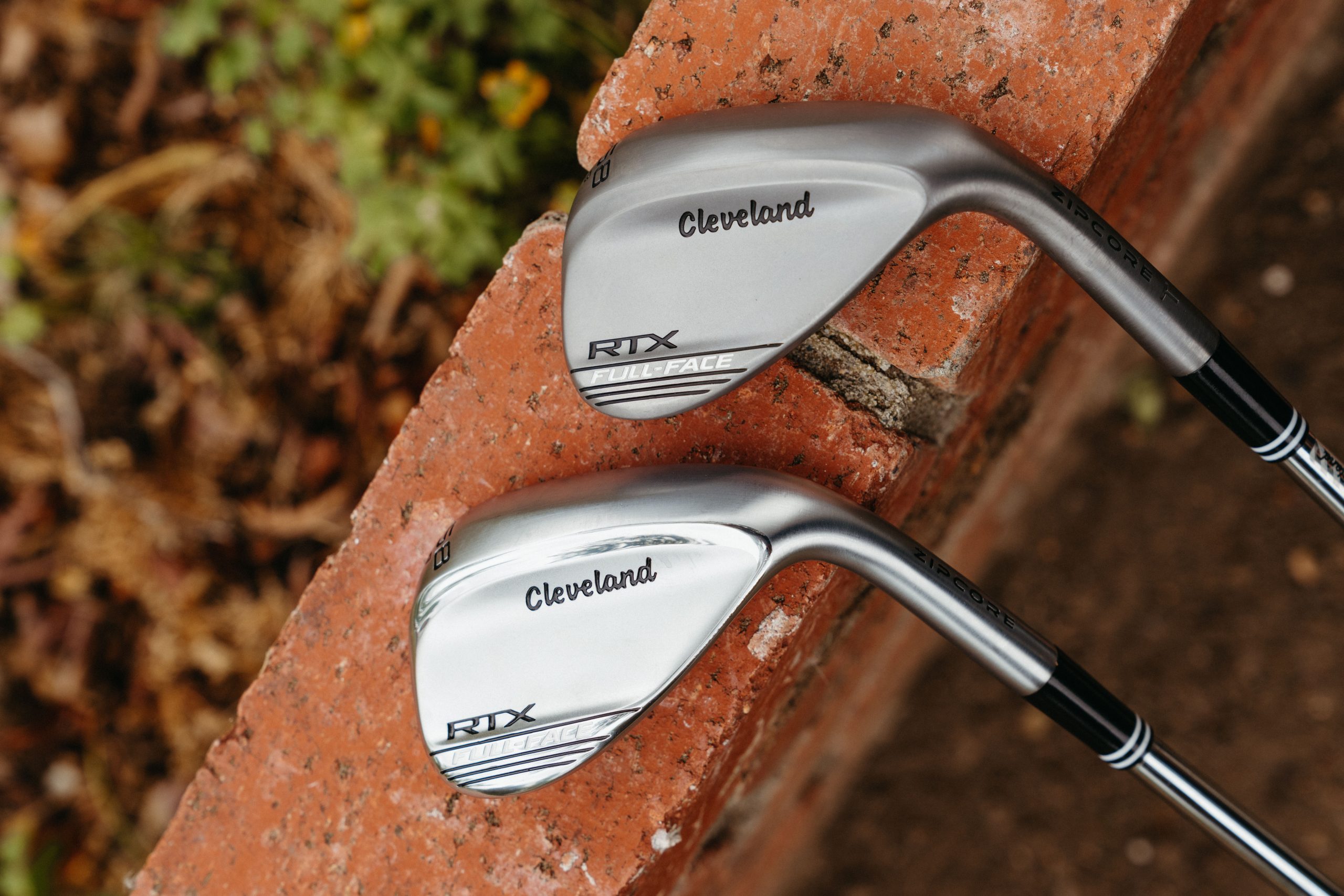 Cleveland Golf Unveils Black Satin Finish For RTX Full-Face