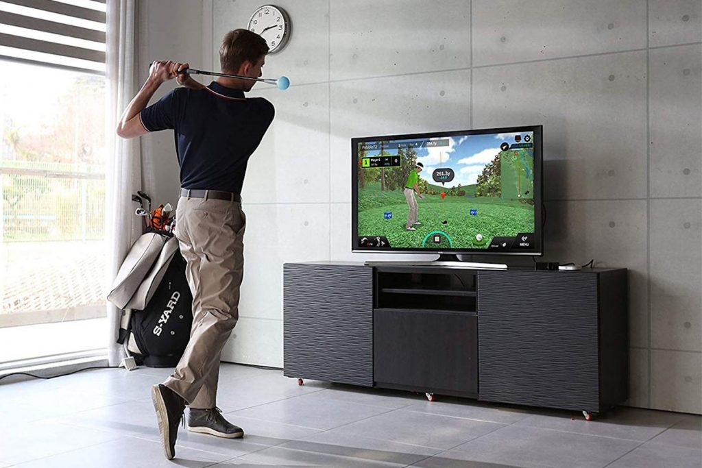 Improving golf game, practicing at home